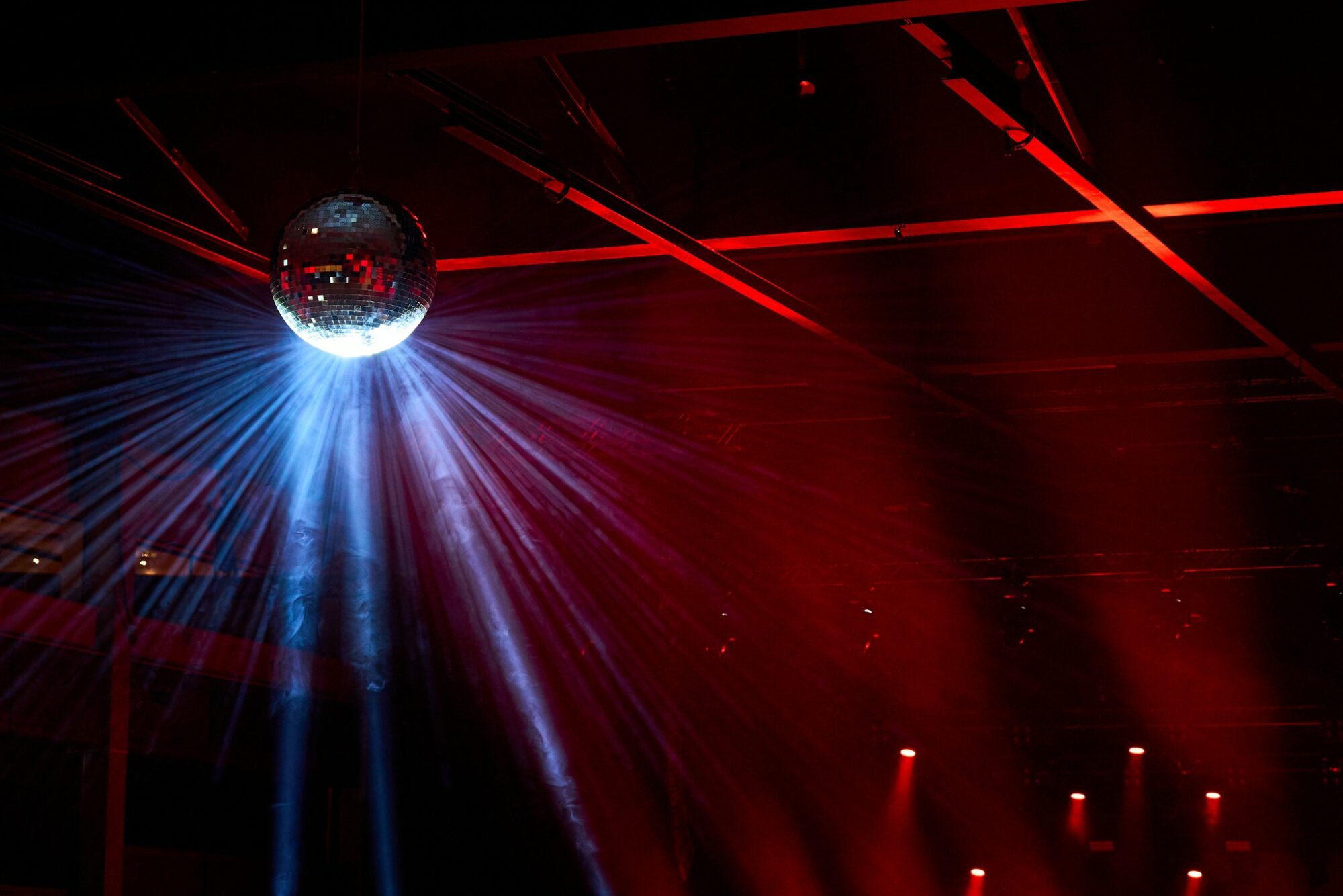 LOGOMO XMAS 2025 starttaa 21.11.!